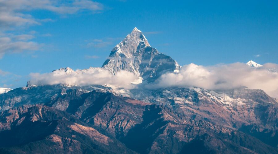 gray and brown mountain